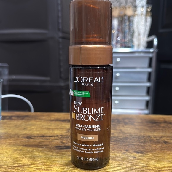 L'Oreal Sublime Bronze Self-Tanning Water Mousse - Medium Brown - Picture 1 of 3